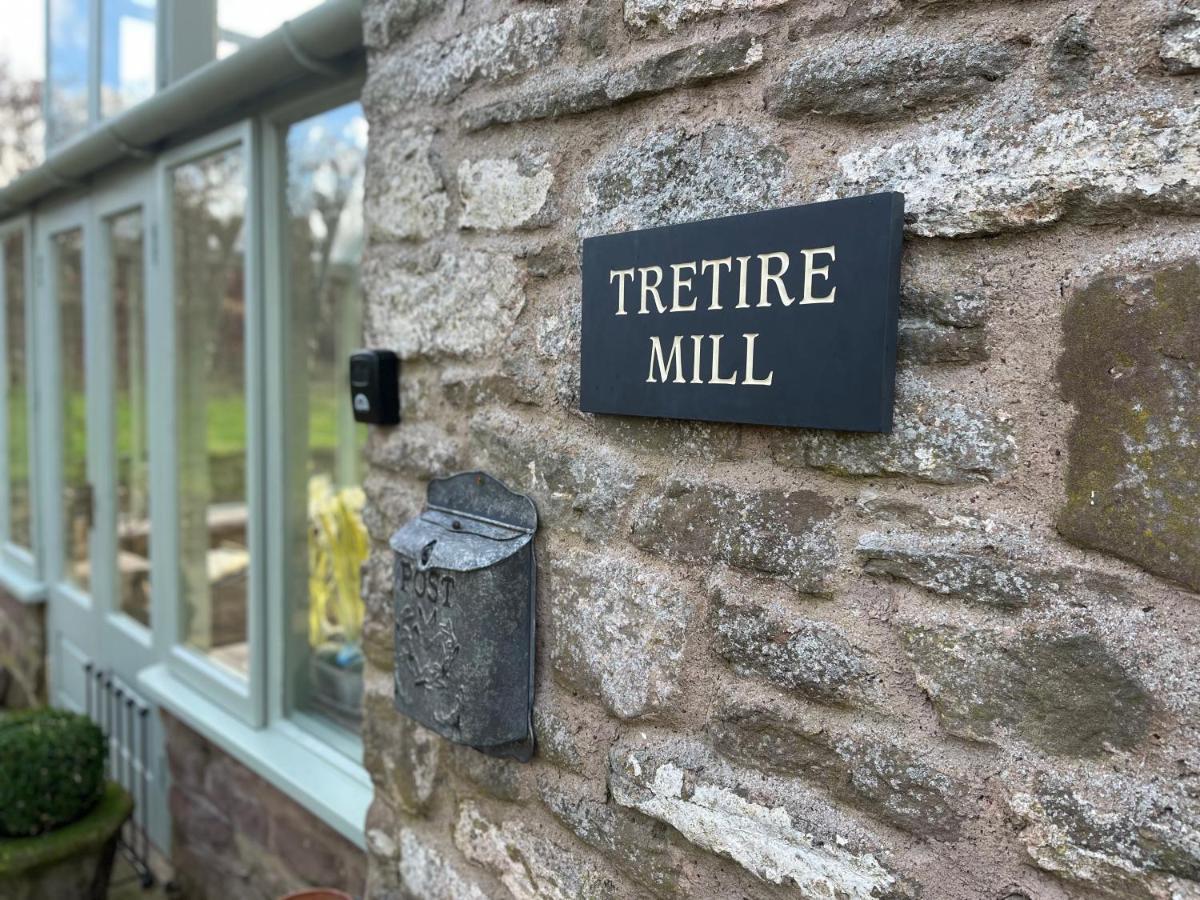 Beautiful Old Water Mill In Rural Herefordshire Exterior photo