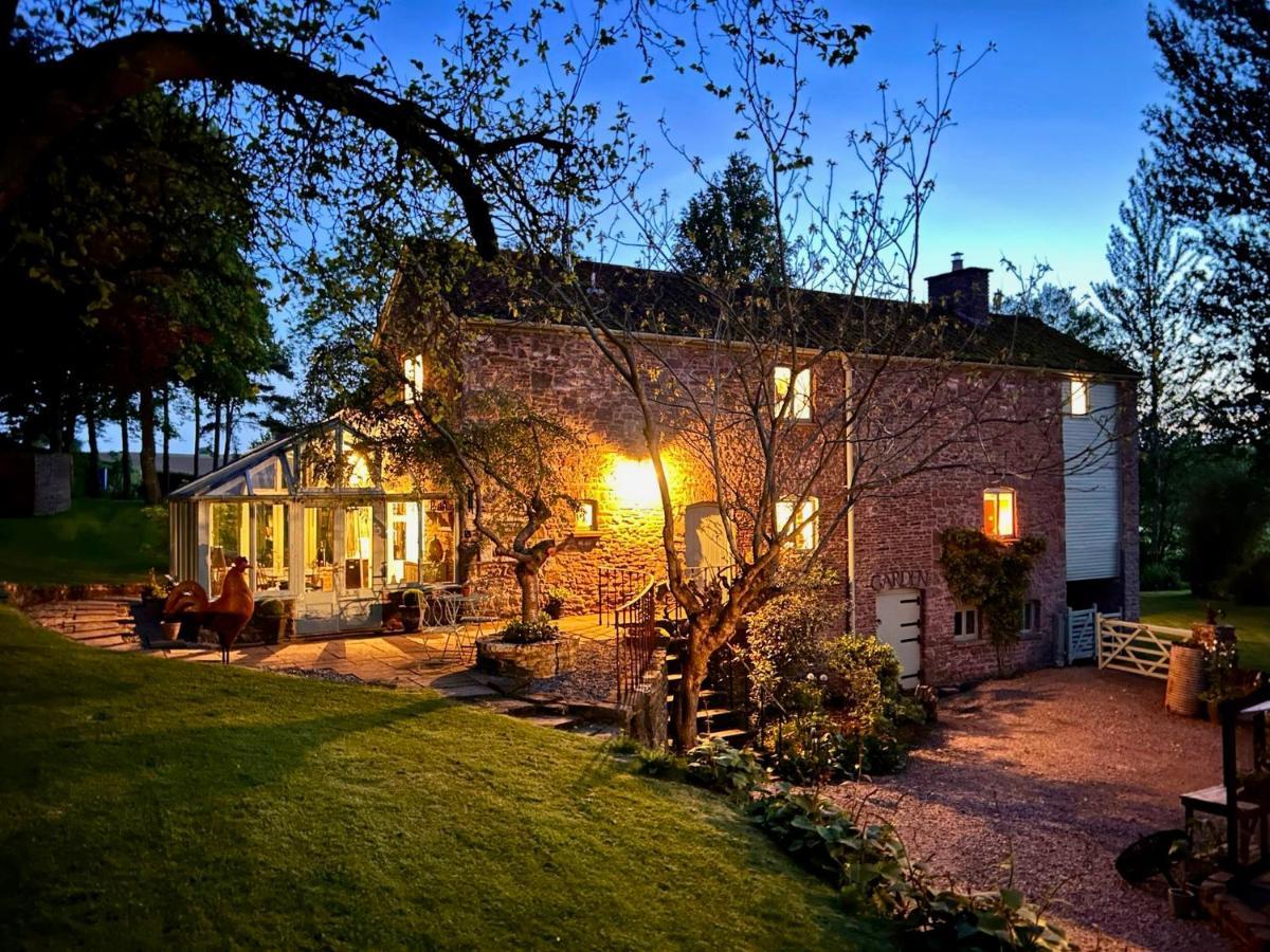Beautiful Old Water Mill In Rural Herefordshire Exterior photo
